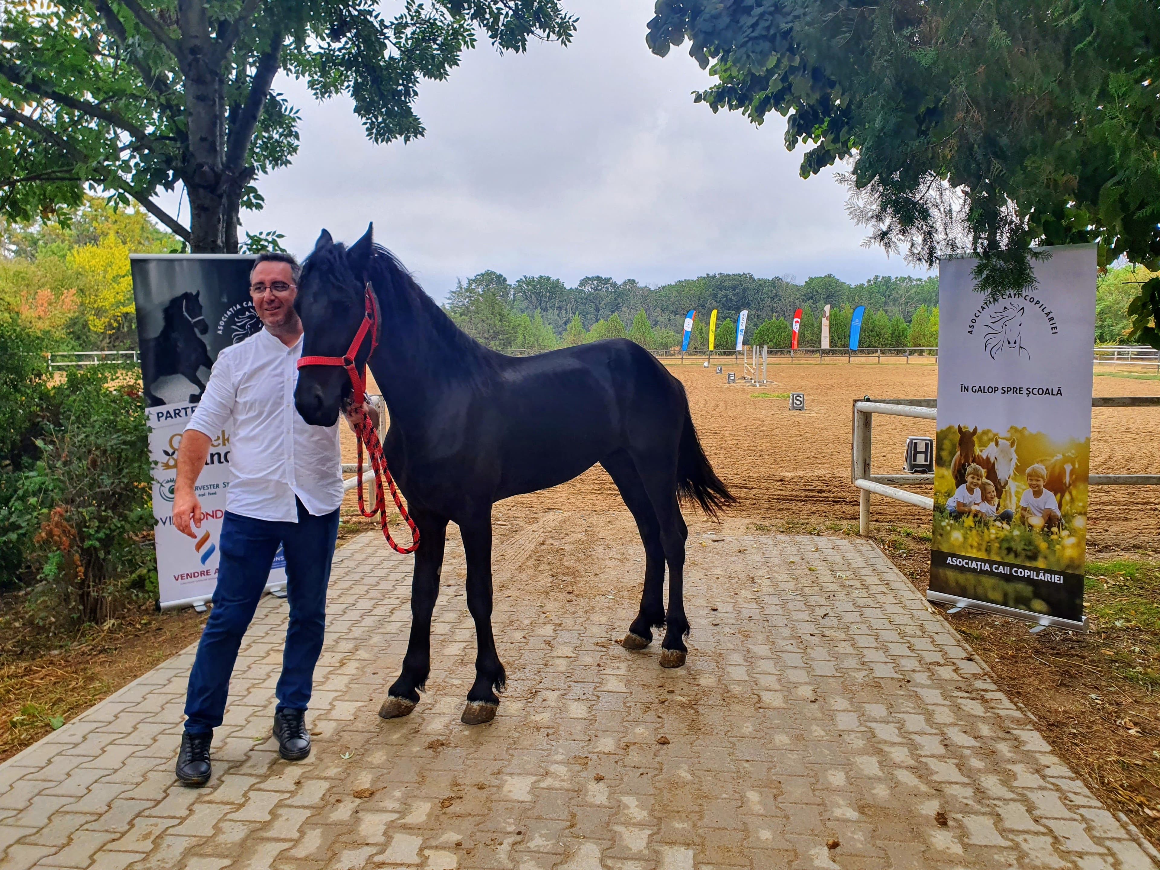 În Galop Spre Școală