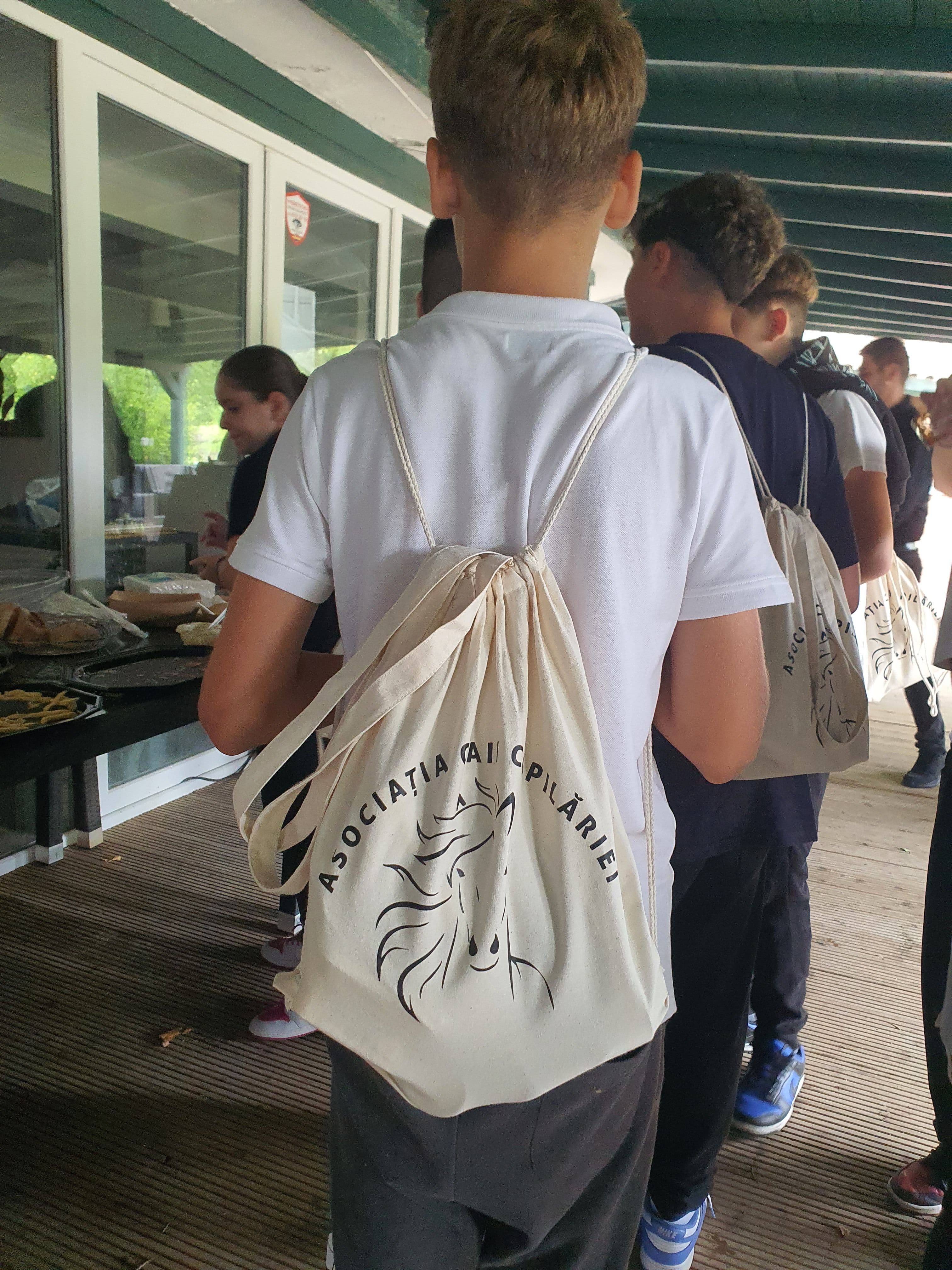 În Galop Spre Școală