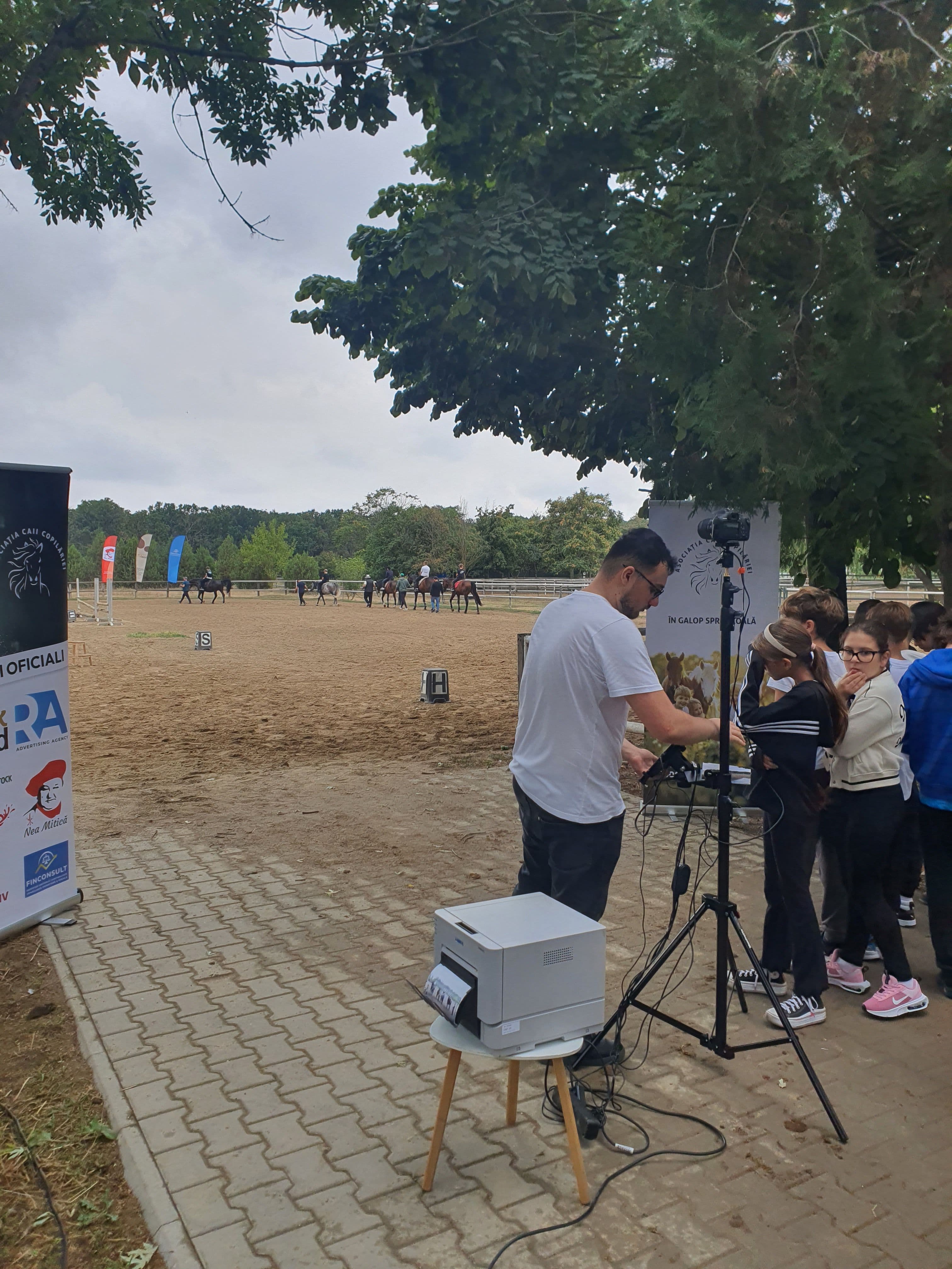 În Galop Spre Școală